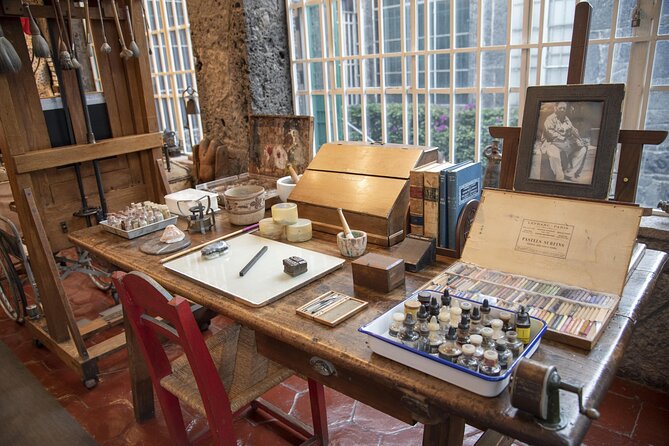 EXCLUSIVE TOUR Frida Kahlo Museum - SMALL GROUPS - Combination options can turn two hours into half a day