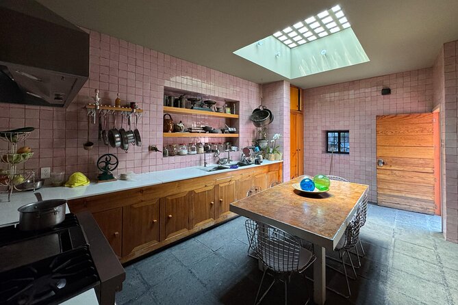EXCLUSIVE TOUR Luis Barragán Casa Pedregal - small groups - What the one-house itinerary includes