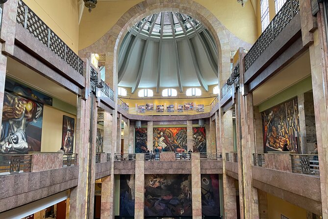 EXCLUSIVE TOUR to Palacio de Bellas Artes - small groups - Is $65.72 a fair price for two hours?