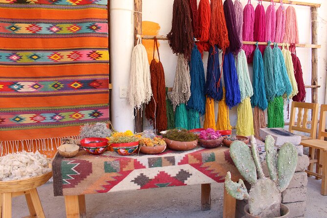 Explore Hierve el Agua, Mitla, Tule, Textile and Mezcal for a day - Guides, drivers, and the value of a group tour