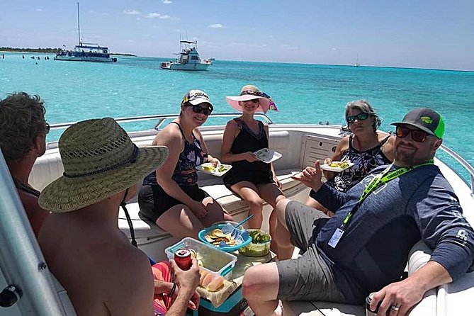 "First Lady" Private Snorkel & El Cielo Sandbar Combo - El Cielo sandbar and the starfish stop