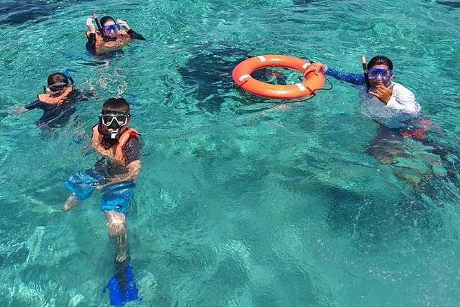 "First Lady" Private Snorkel & El Cielo Sandbar Combo - Lunch cooked on the boat