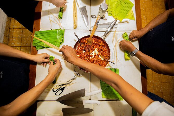 Flavors of Oaxaca: Cooking Class with No Set Menu and Local Market Tour - Drinks that make the lunch feel festive