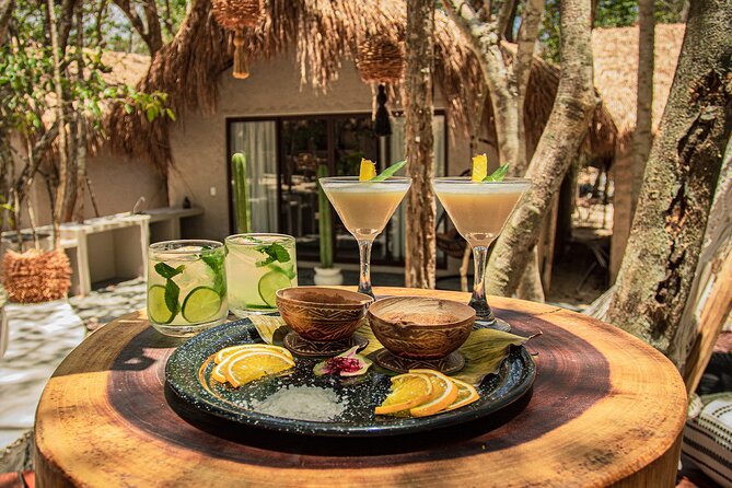 Floating breakfast in The Yellow Nest (near Dos Ojos cenote) - Staff help can shape the whole visit