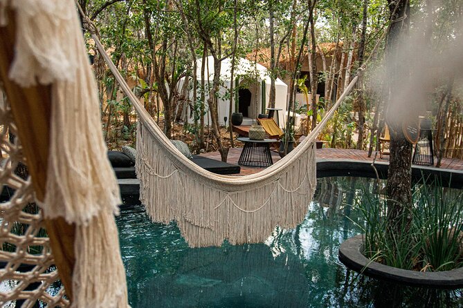 Floating breakfast in The Yellow Nest (near Dos Ojos cenote) - Getting there from Tulum and Dos Ojos