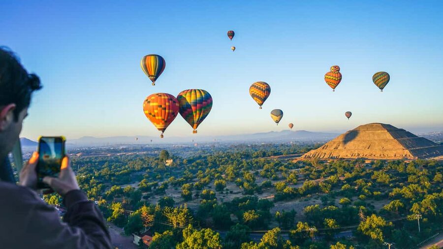 From CDMX: Teotihuacan Hot Air Balloon Ride & Optional Tours - Breakfast, obsidian, and tequila