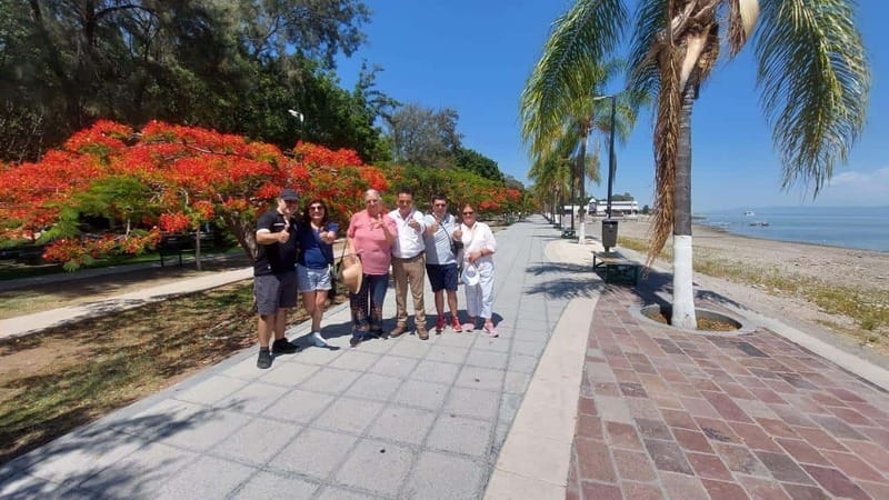 From Guadalajara: Enchanting Lake Chapala & Ajijic Day Trip - Chapala: a first look at Mexico’s largest freshwater lake