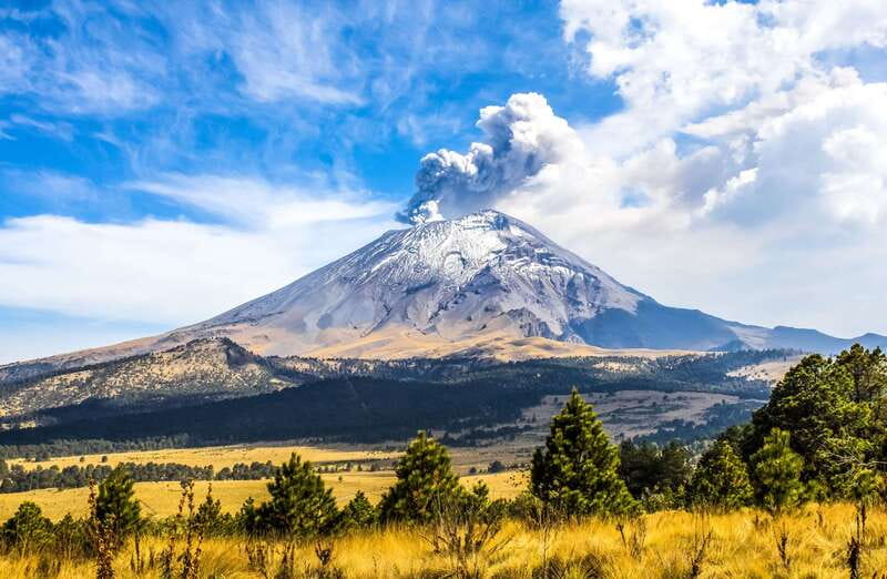From Mexico City: Hike Iztaccihuatl Volcano with an Alpinist - The early departure from Mexico City