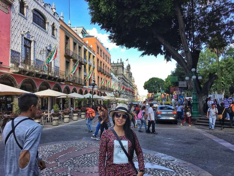 From Mexico City: Puebla and Cholula Day Tour - San Francisco Acatepec and its brilliant exterior