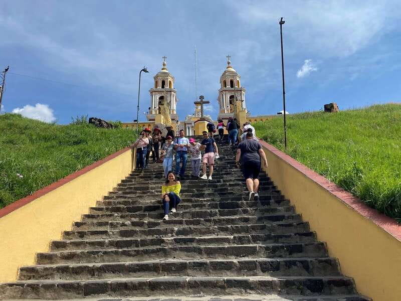 From Mexico City: Puebla and Cholula Day Tour - Santa María Tonantzintla: Baroque design with an Indigenous voice