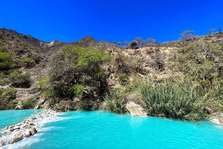 From Mexico City: Small Group Tour to the Tolantongo Caves - Four hours among pools, river, and waterfalls