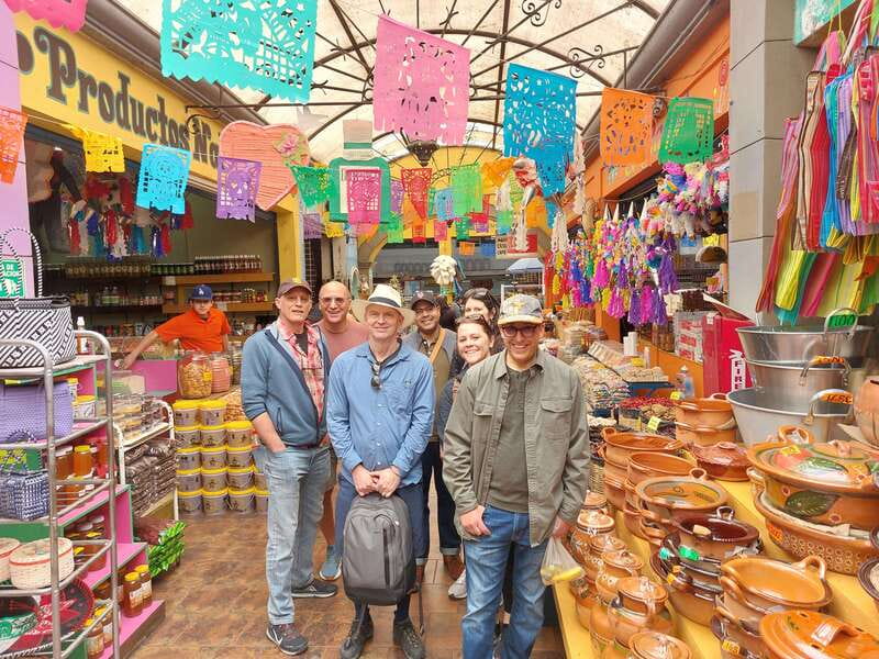From San Diego: Tijuana Guided Day Trip with Lunch - Crossing from San Ysidro into Tijuana