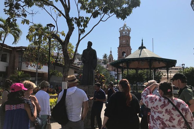 Full-Day Puerto Vallarta City Highlights Tour - The lunch issue: ask before you sit down