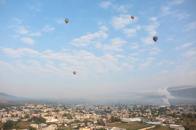 Full-Day Teotihuacan Hot Air Balloon Tour from Mexico City Including Transport - Who should book this experience?