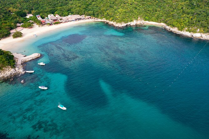 Full Day Tour of the Bays of Huatulco - Cacaluta, the heart-shaped bay