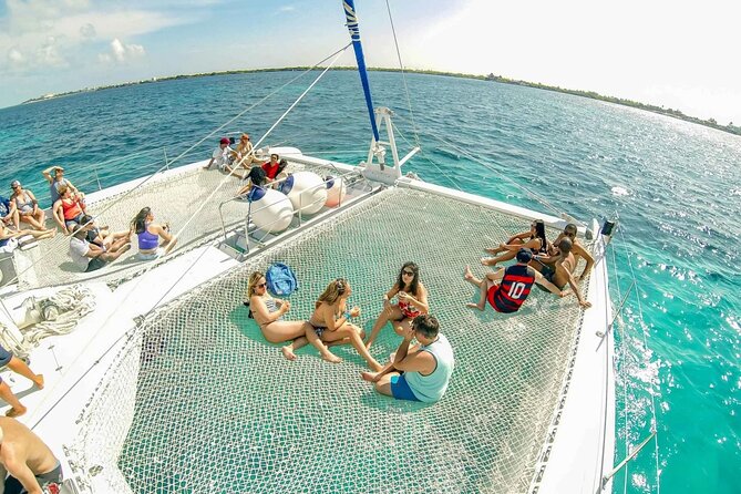 Full Experience Isla Mujeres: Food aboard + Premium drinks + Snorkel + Free time - Who will enjoy this trip most?