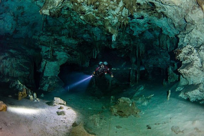 Go for 2 dives in cenote Dos ojos for certified divers - Fitness, certification, and health rules
