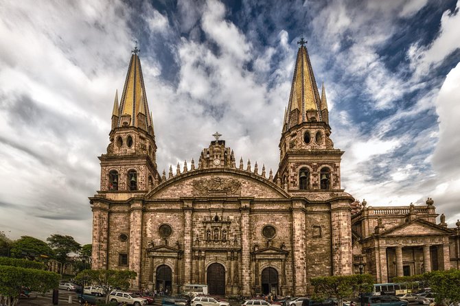 Guadalajara and Tlaquepaque City Sightseeing Tour - Starting with Guadalajara’s monuments beyond downtown