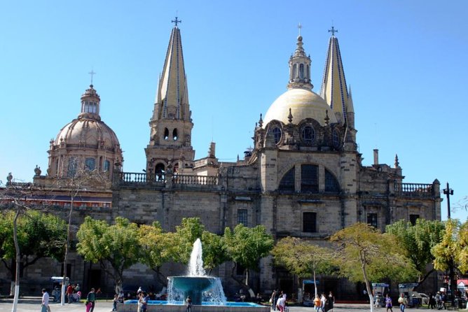 Guadalajara and Tlaquepaque City Sightseeing Tour - Walking the historic center from Plaza de Armas to Degollado Theater