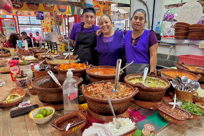 Guadalajara City Center Walking Tour - Honoring Jalisco at the Rotonda