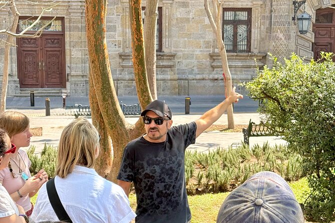 Guadalajara City Center Walking Tour - Teatro Degollado and the citys founding story