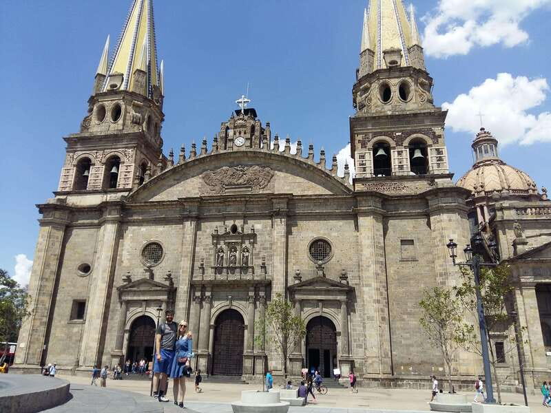 Guadalajara: Culture, Architecture, and Market Walking Tour - What two hours really gets you