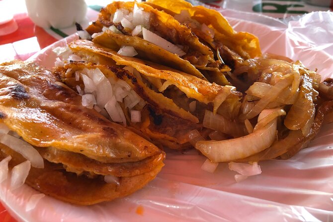 Guadalajara Private Food Tour - Nueve Esquinas and the birria decision