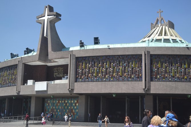 Guadalupe Shrine Tour - Price, group size, and what you receive
