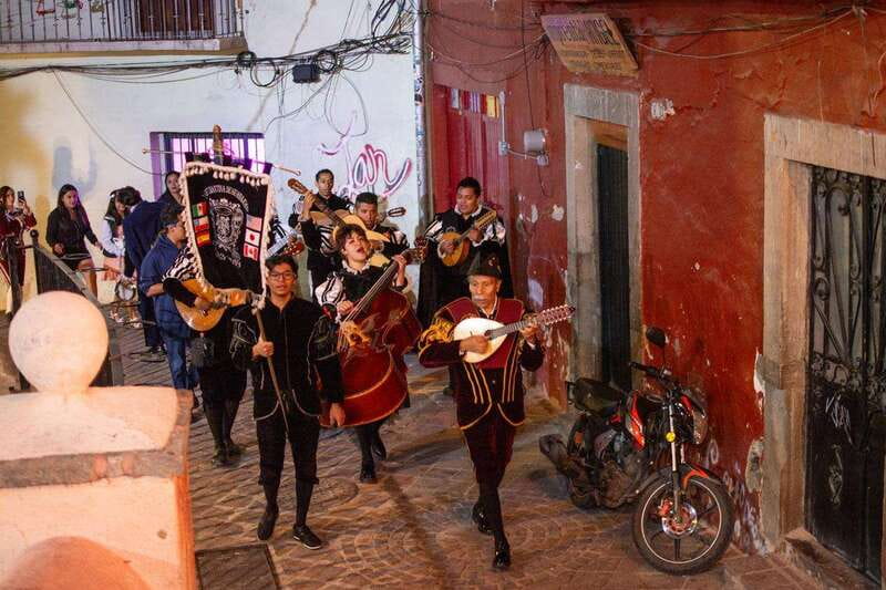 Guanajuato: Night Walk with the Estudiantina - Key points at a glance