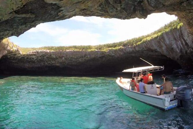 Guaranteed Hidden Beach • Small Group Tour • Punta Mita - Crossing to the Marietas Islands in 15 to 20 minutes