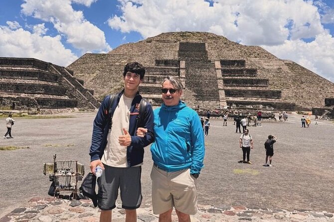 Guided Tour in Teotihuacan with Cave Breakfast and Transportation - Breakfast underground, or breakfast with a view