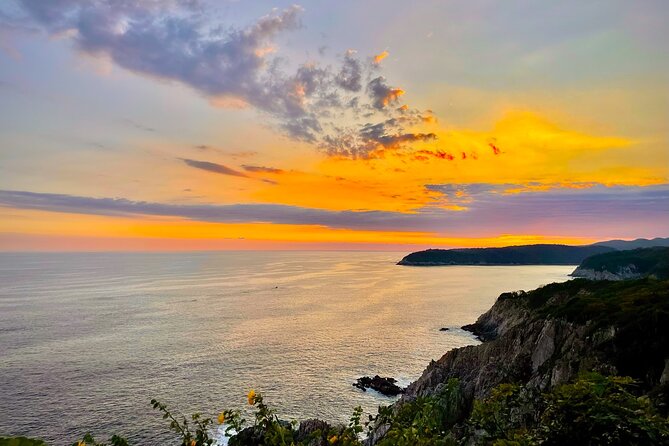 Guided Visit to Huatulco with Pickup Included - Huatulco from the road and the lookout points