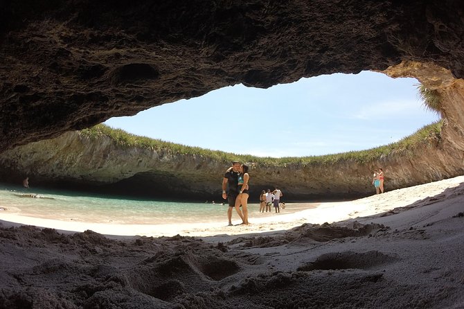 hidden beach tour guaranteed! - Wildlife can add a bonus, but it is not the main promise