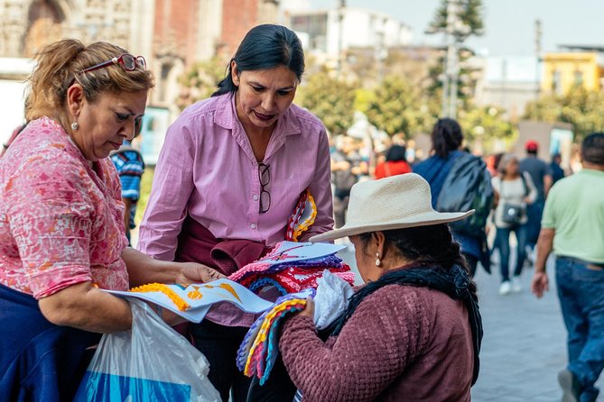 Highlights & Hidden Gems With Locals: Best of Mexico City Private Tour - Timing, city events, and your walking pace