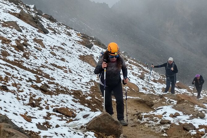Hiking Excursion to the Iztaccíhuatl Volcano from Puebla - Level 3: steep volcanic terrain on the Ruta de Portillos