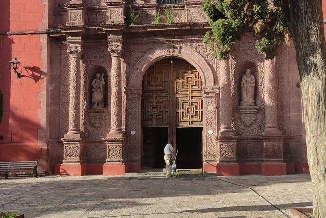 Historical and Cultural Walking Tour of San Miguel de Allende - Starting near Casa del Mayorazgo de Canal