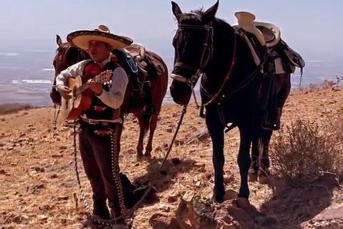 Horseback Ride in Guanajuato with Live Music and Food - Meeting at the Alhóndiga de Granaditas