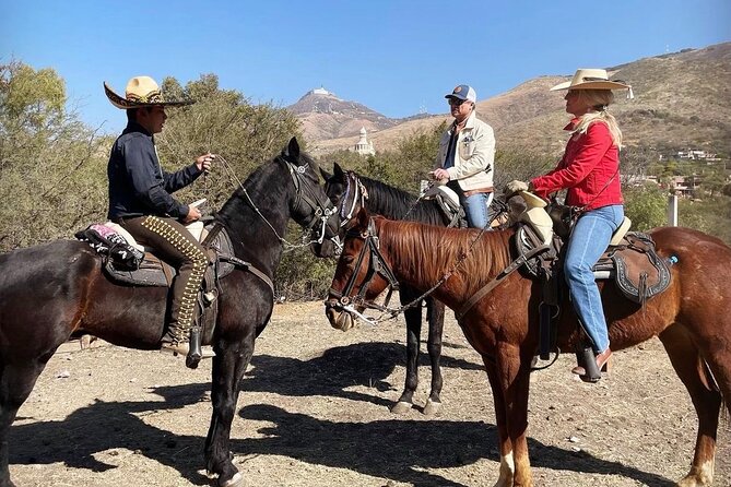 Horseback Ride in Guanajuato with Live Music and Food - Music, serenades, and the vaquero atmosphere