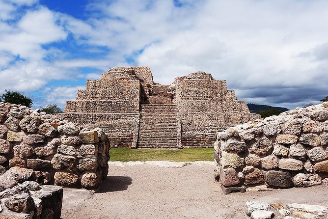 Immersive Cañada de La Virgen Pyramid Tour - Museum Time and the Food Stop