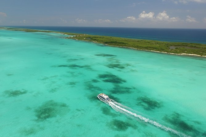 Isla Contoy Eco Adventure - Isla Mujeres: useful stop, limited exploration