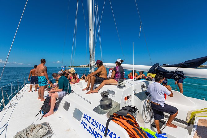 Isla Mujeres Catamaran, Open Bar & Optional Buffet and pick up - Choosing between the 30-person and 50-person boats