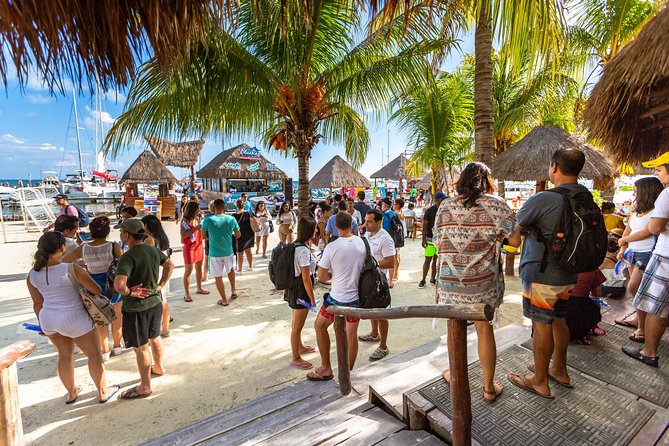 Isla Mujeres Catamaran, Open Bar & Optional Buffet and pick up - Hotel transfers and the Full Experience options