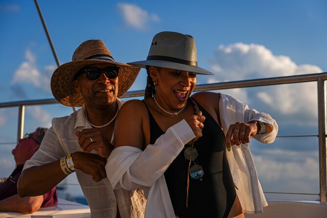 Isla Mujeres Sunset Cruise and Tour from Cancun - Playa Norte at sunset