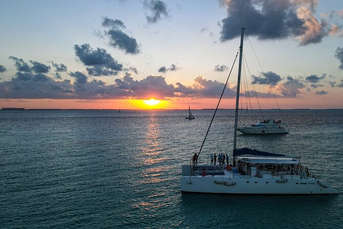 Isla Mujeres Sunset Cruise and Tour from Cancun - What the $69 price really covers