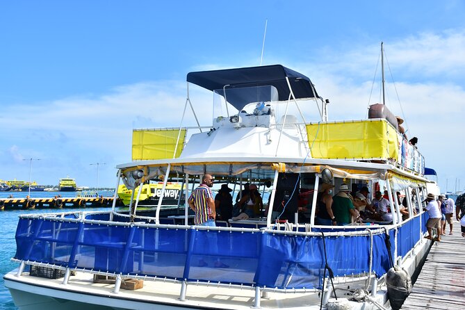 Isla Mujeres Unlimited! Fun & Party with transportation - A long Caribbean day from Playa del Carmen
