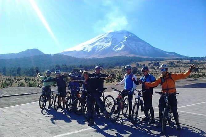 Iztaccihuatl Volcano Hike with an Alpinist - Why This Mountain Day Is Worth Considering