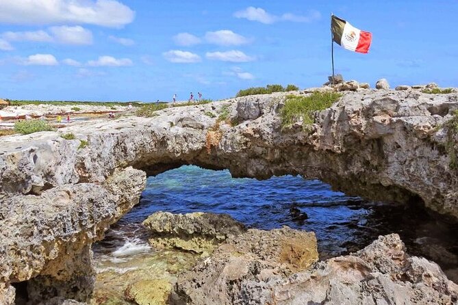 Jade Caverns Private Jeep Tour with Lunch and Snorkeling - El Mirador and Chen Rio: quick coastal stops
