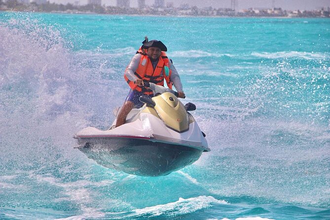 Jet Ski Rental in Cancun for 2 People - The staff experience and communication