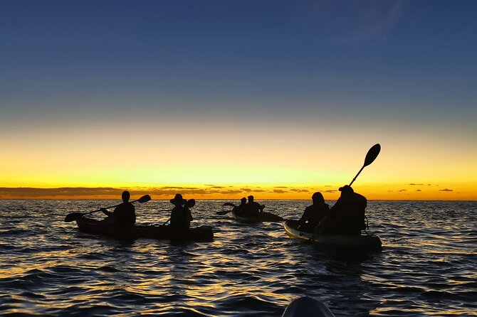 Kayak Huatulco Sunrise - Isla La Blanquita and the beaches of Bahía Chahue