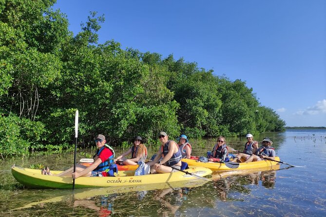 Kayak TOUR POR Laguna Nichupte Cancun - Turning into the mangrove channels